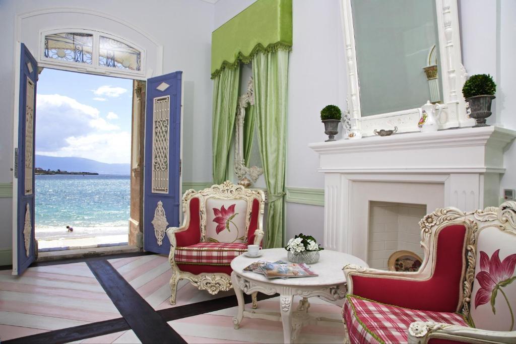 Lola 38 Hotel Foça Luaran gambar